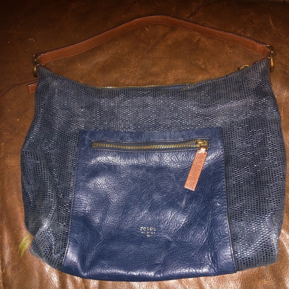 Navy blue fossil shoulder bag